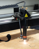 Máquina Laser CO2 130W 2 Bicos Produção Seriada 1600x1000mm